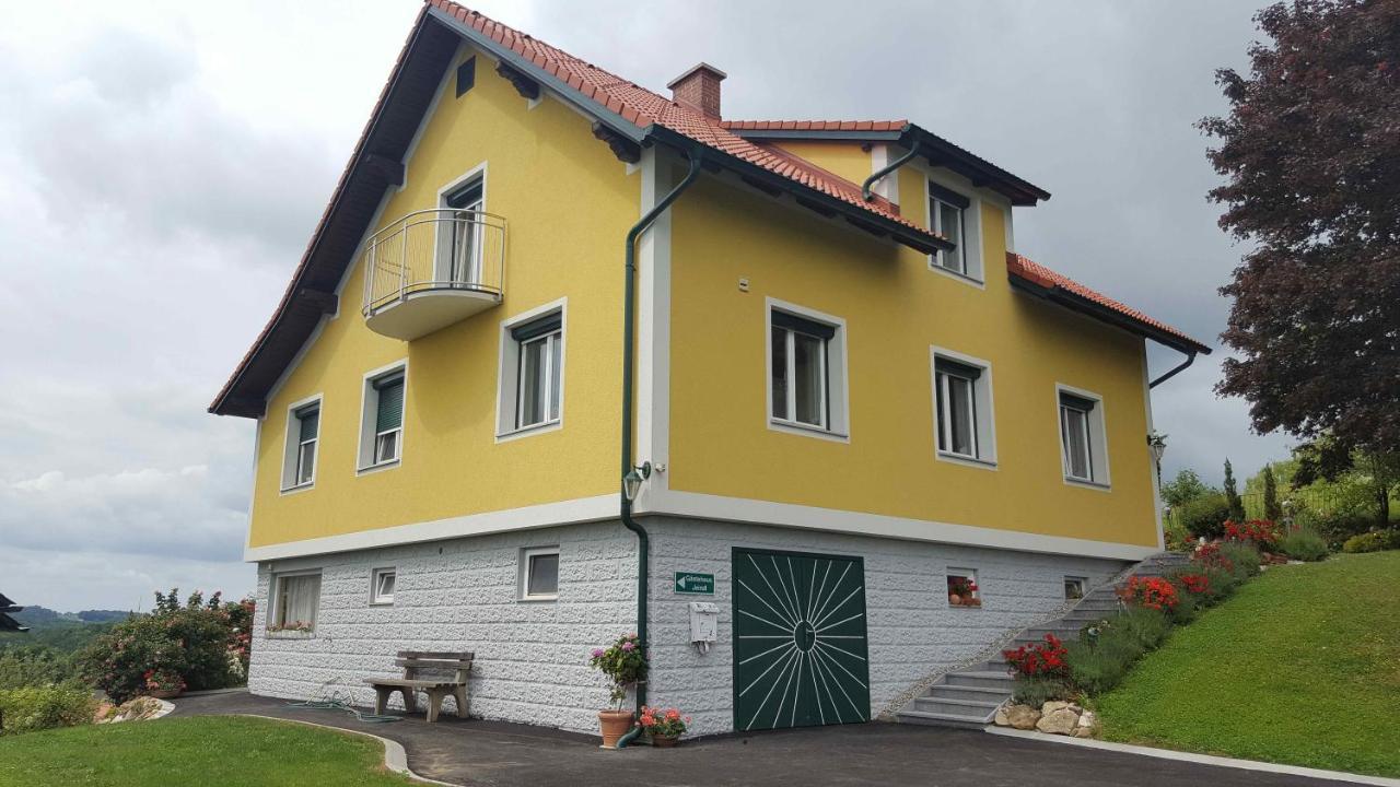 Gaestehaus Jeindl Hartmannsdorf エクステリア 写真