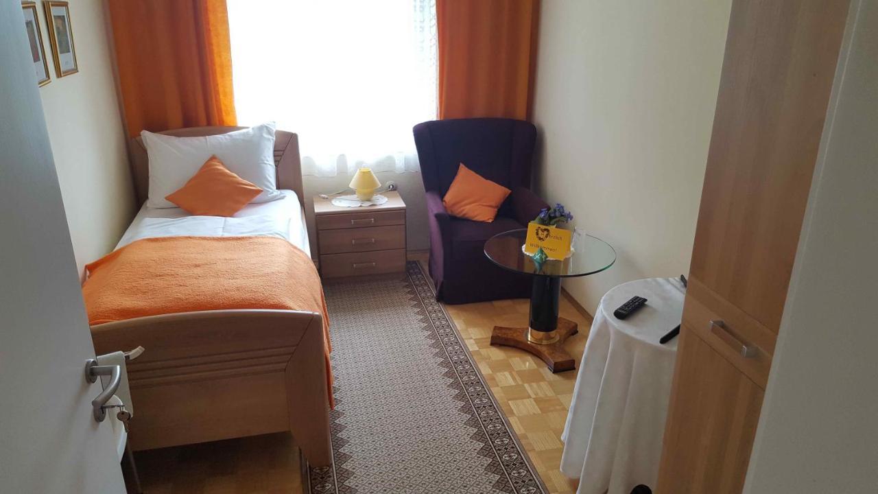 Gaestehaus Jeindl Hartmannsdorf エクステリア 写真